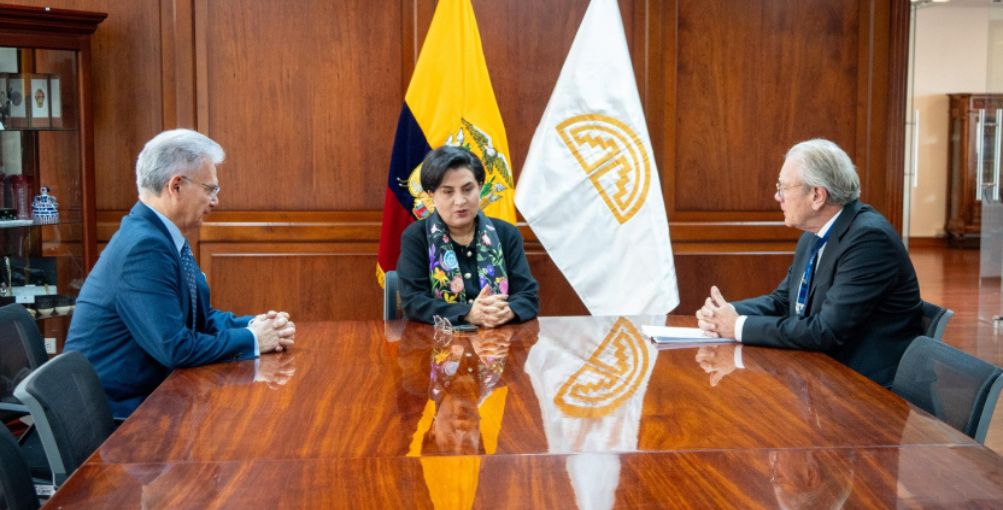 Reunión Ecuador – Colombia ante la CAN busca frenar pérdidas por USD 500 millones tras guerra arancelaria